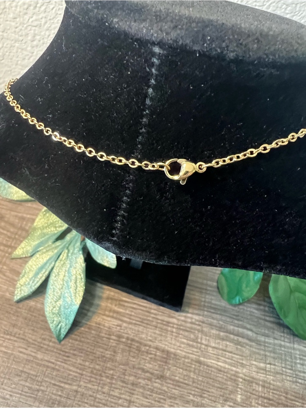 Gold Silver Sword Necklace - Red Heart Gem / renaissance / Fantasy Costume Fae - Picture 3 of 6